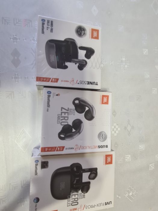 Наушники продаю хорошие