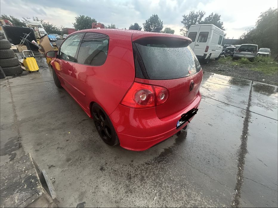 VOLKSWAGEN Golf 2005 — imagine 5