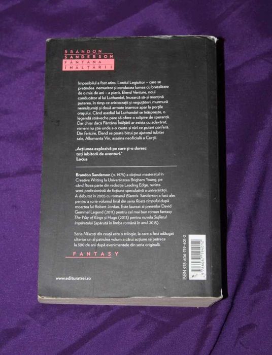 Brandon Sanderson – Fantana inaltarii Umbra sinelui seria Nascuti din ceata carti fantasy sf science fiction