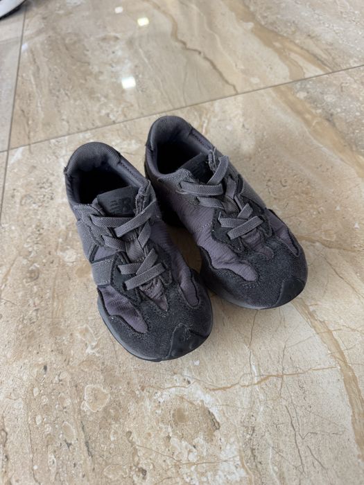 Детски сникърси New Balance 327  30