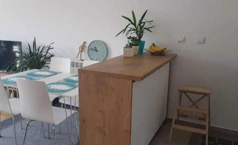 Дава се под наем Едностаен апартамент в Пловдив, Централна гара - 37 кв.м за 153 € - Снимка #2