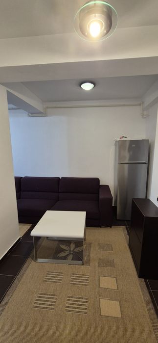 Închiriez Garsoniera Militari Residence