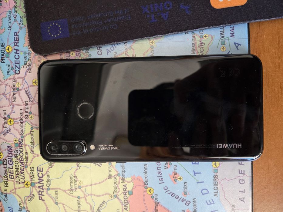 Telefon mobil Huawei p30lite-CITIT DESCRIERA