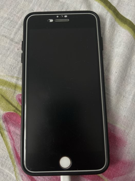 Iphone 7+ хороший