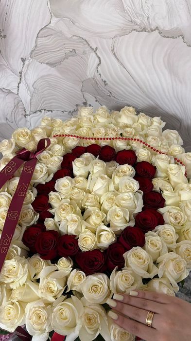 Метровые розы 151шт