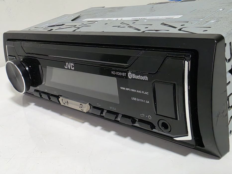 Плейъри с Bluetooth за автомобил