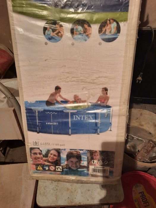 Продам каркасный басеин