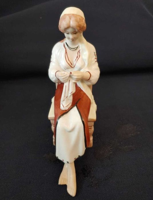 Bibelou ceramică și / sau porțelan