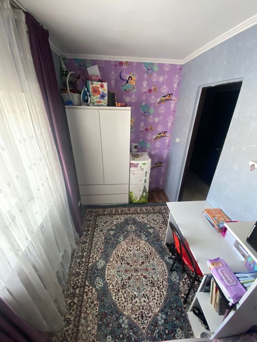 Продаю два дома на одном участке