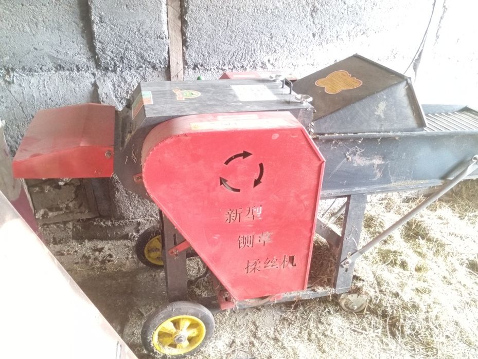 Продам хороший сенодробитель в отличном состоянии!!