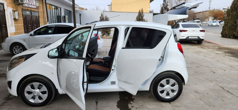 Spark sotiladi 86000 km yurgan