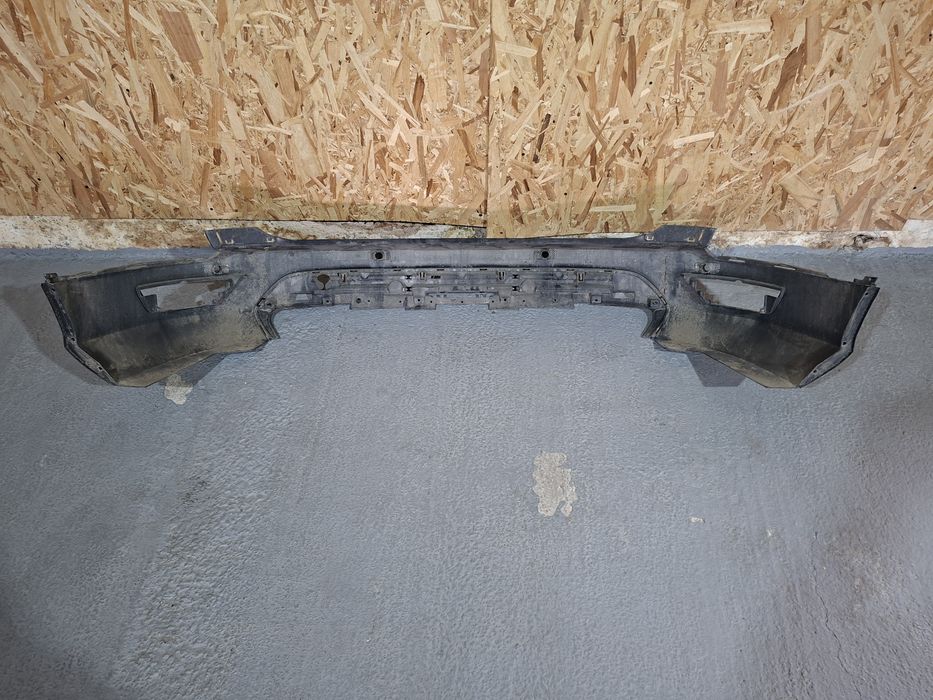 Bara spate Ford Kuga cu un mic defect an 2013-2017
