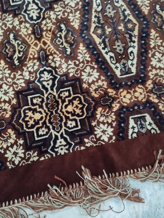 Продаю ковёрЫ  старинный