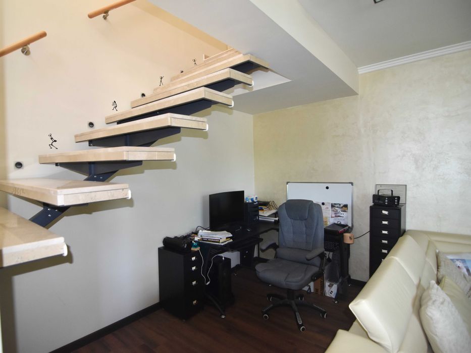 ОБЗАВЕДЕНА Къща - село Марково