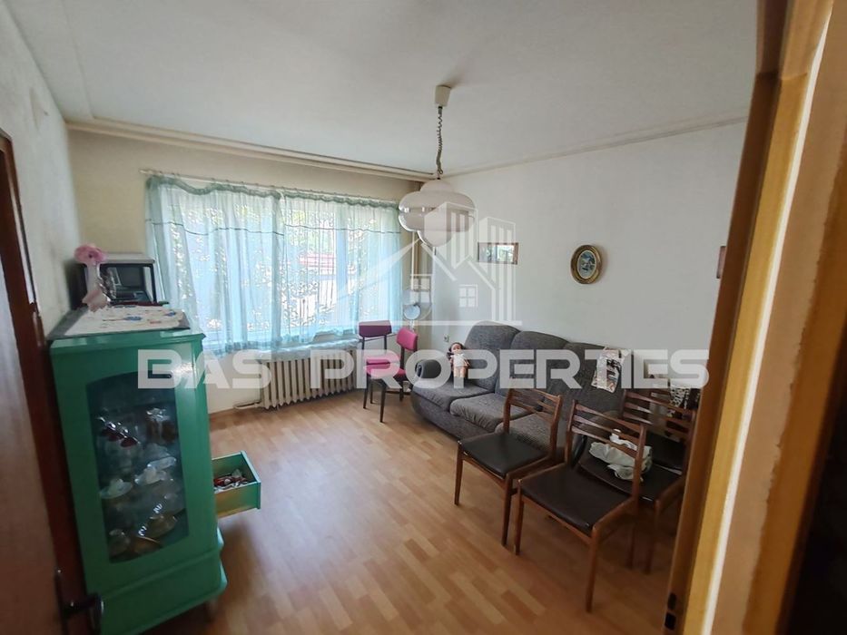 Продава се Къща в с. Петърч, Област София-област - 130 кв.м за 1808 €/кв.м - Снимка #9