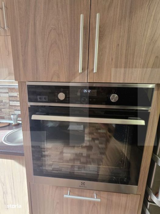 Apartament luminos cu 2 camere, etaj intermediar