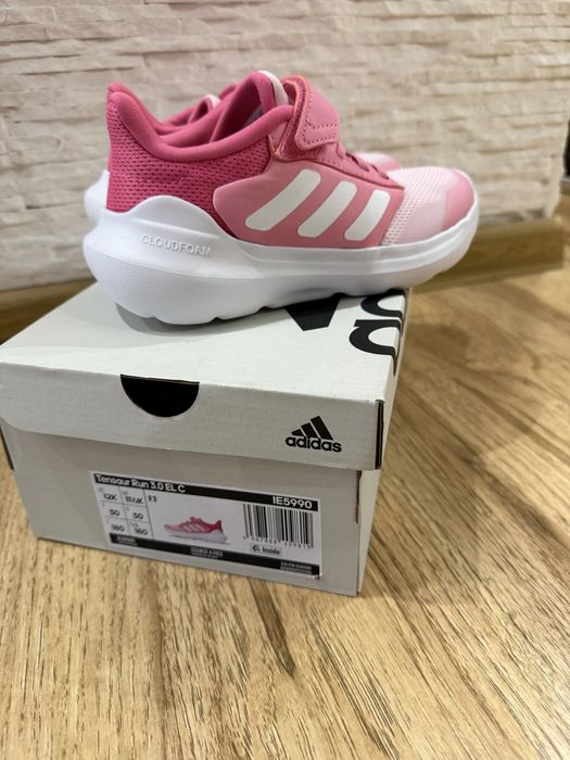 Бебешки/детски обувки Adidas Tensaur 3.0 размер 30, 100% Оригинал