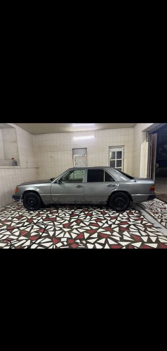 Mercedes 230llll