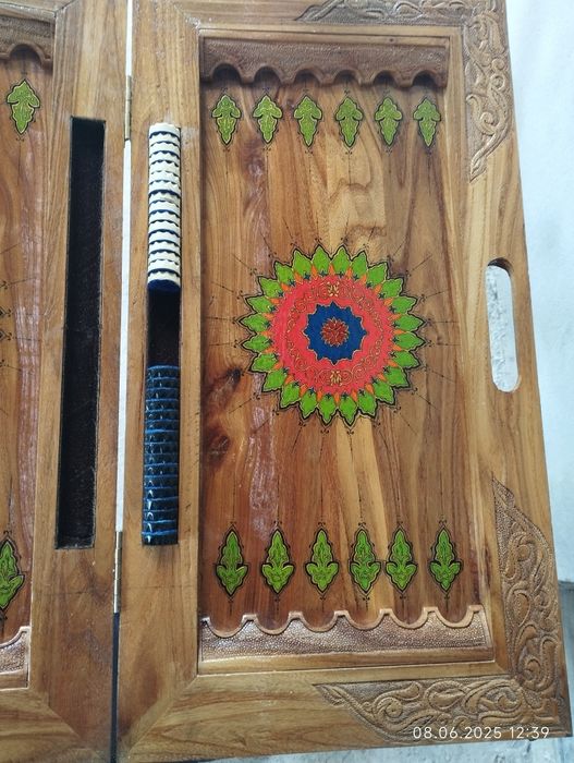 Тўрангул дарахтидан ясалган нарда.