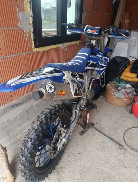 Vând Yamaha full cross
