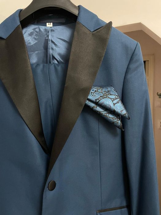 Costum elegant bărbați – mărimea M – stare excelentă