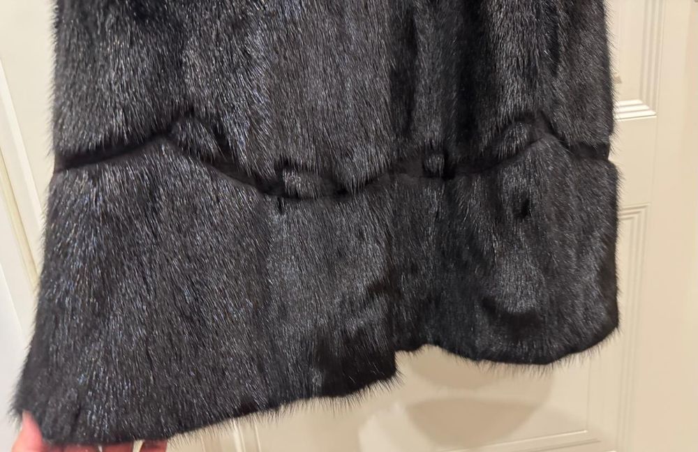 Срочно продам Норковую шубу.