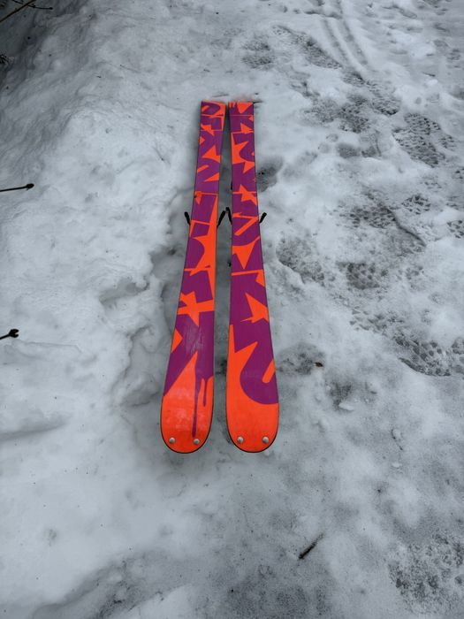 Продам лыжи K2 Twin Tip