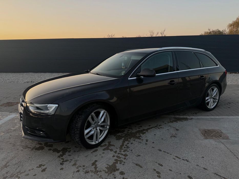 Vând Audi A4 B8.5 Break