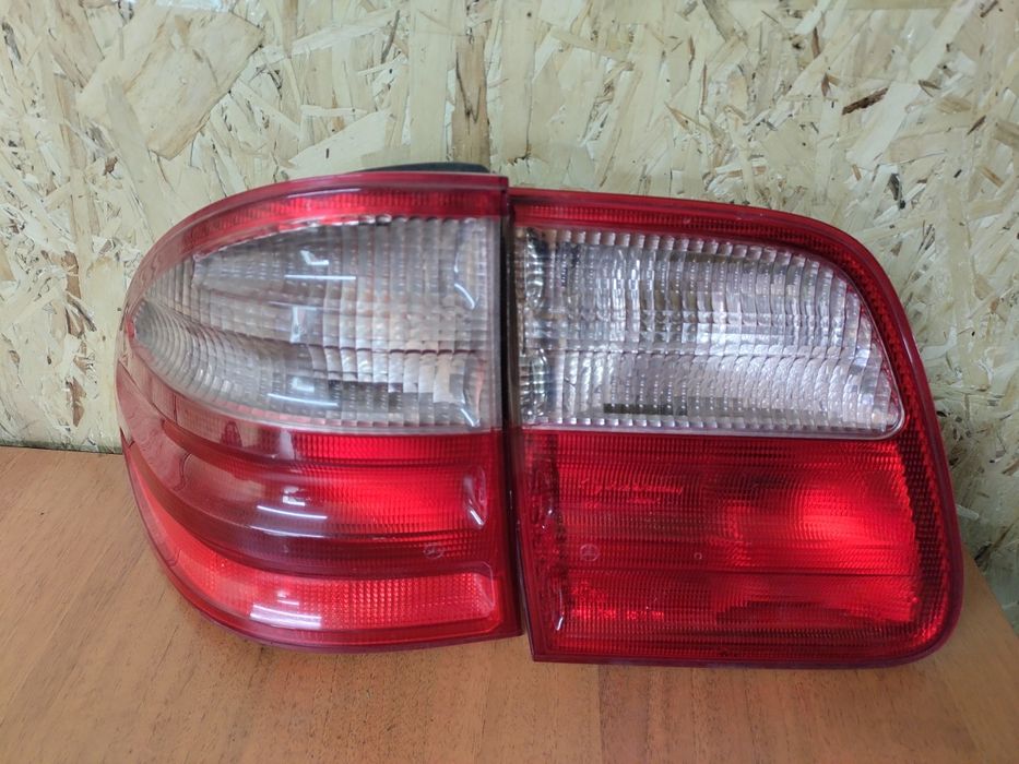 Фонари на Мерседес 210 универсал