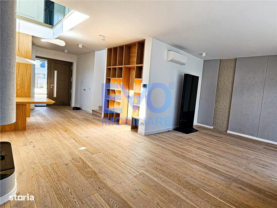 Casa moderna de vanzare, Miradis complex de case premium