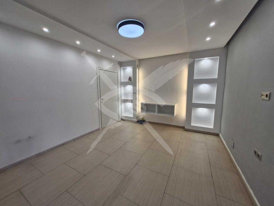 Дава се под наем Многостаен апартамент в София, Лозенец - 180 кв.м за 2000 € - Снимка #2