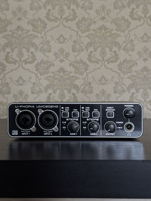 Behringer umc202hd