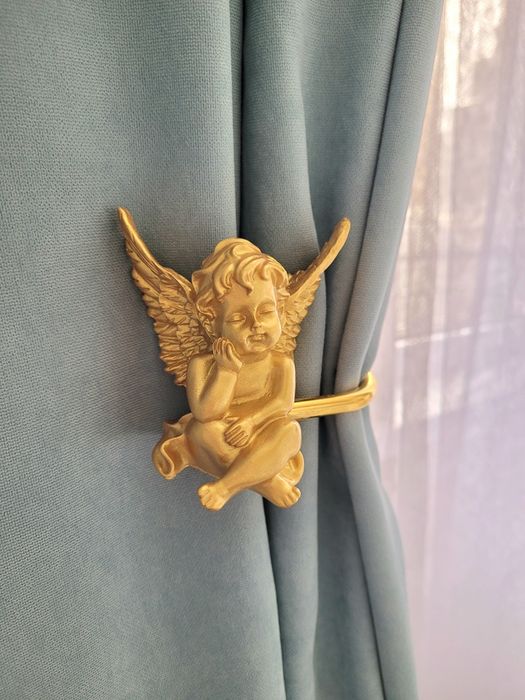 Прихваты для штор