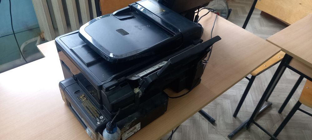 Epson M200 (Printer, skaner, kopiya) zapchast
