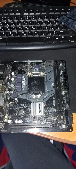 Asrock H470M-HVS материнская плата