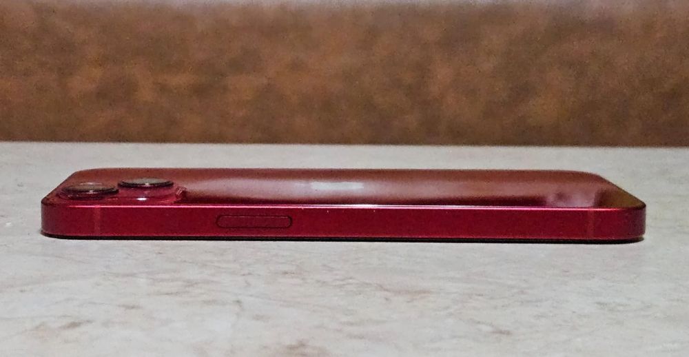 iPhone 13 100% baterie red product