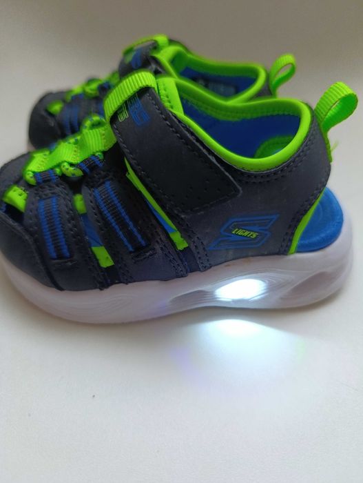 Skechers S-lights sola светещи сандали за момче номер 22