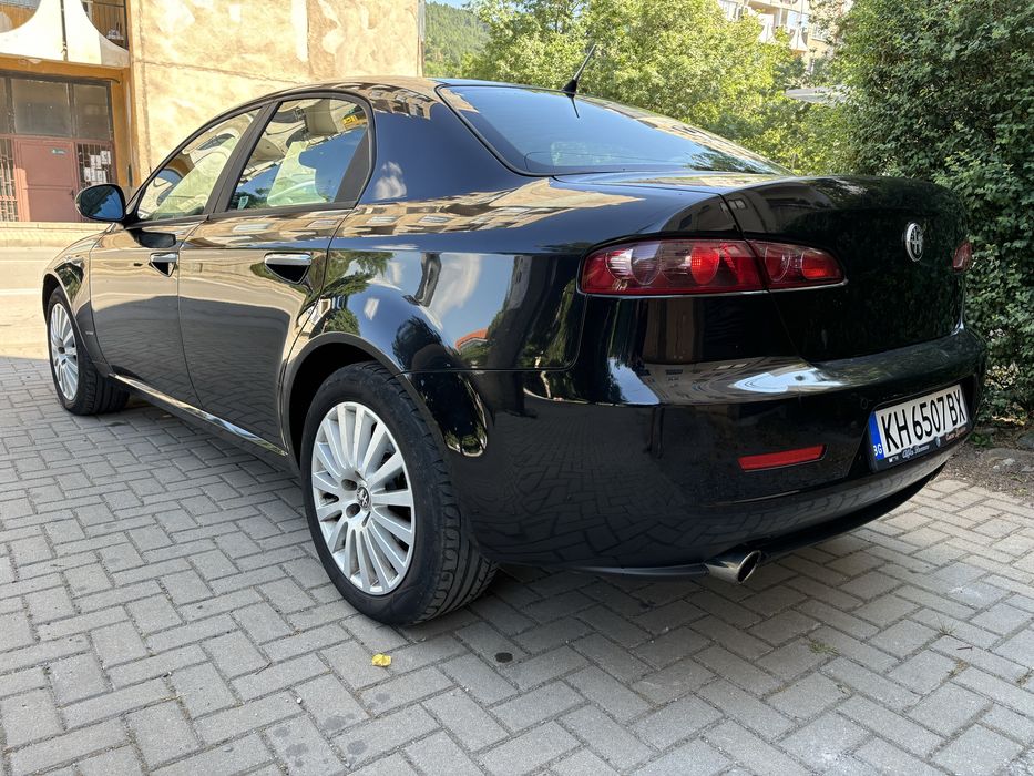 Alfa  Romeo 159