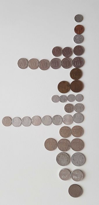 Oferta:monede si bancnote vechi.Se vand si separat.