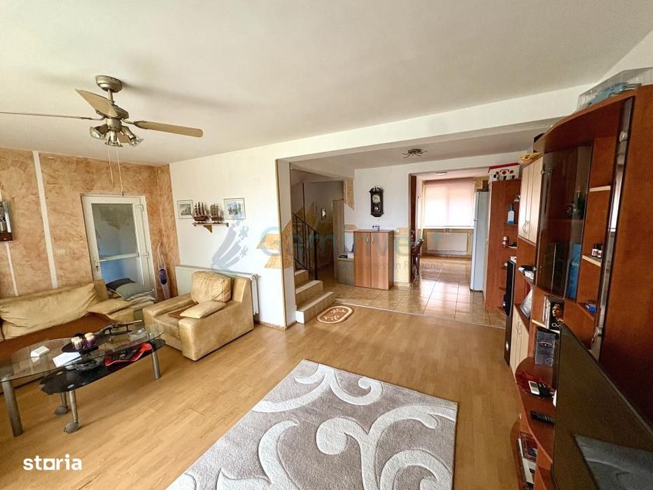 Casa de vanzare cu garaj in Santandrei, Bihor, Gaminvest V4354A