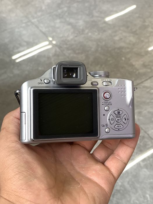 Panasonic Lumix DMC-FZ8