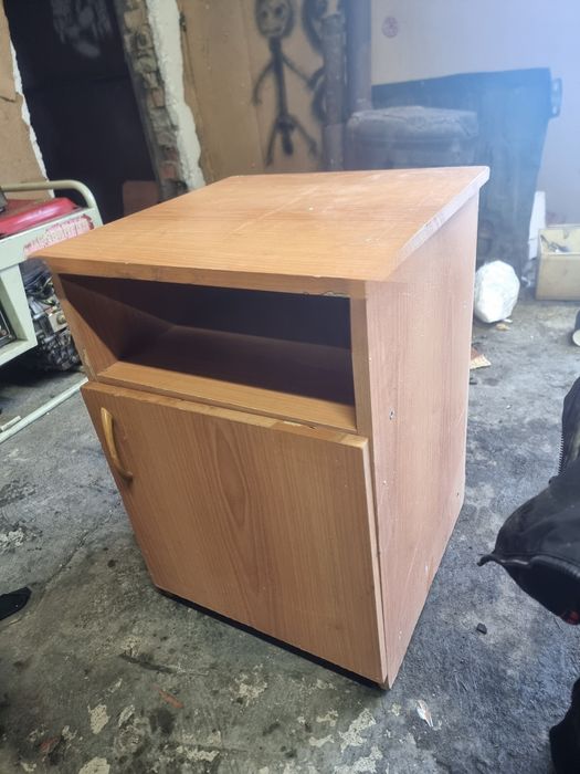 Тумба прикроватная