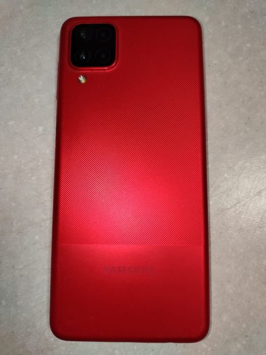 Продаю Samsung Galaxy A12