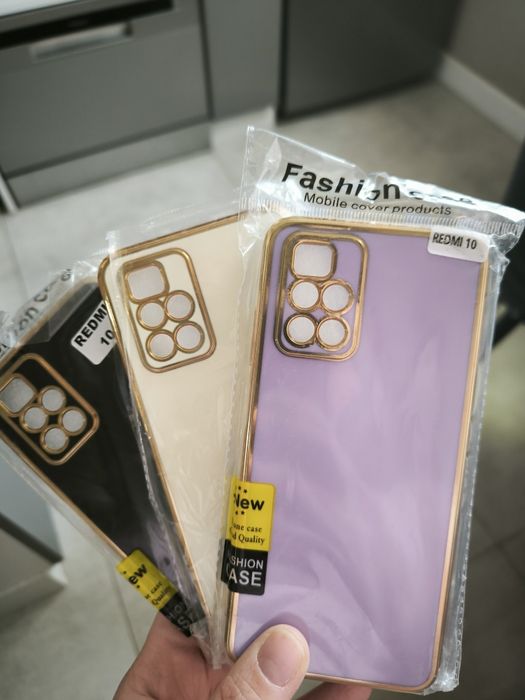 Продаю чехлы на Xiaomi redmi 10