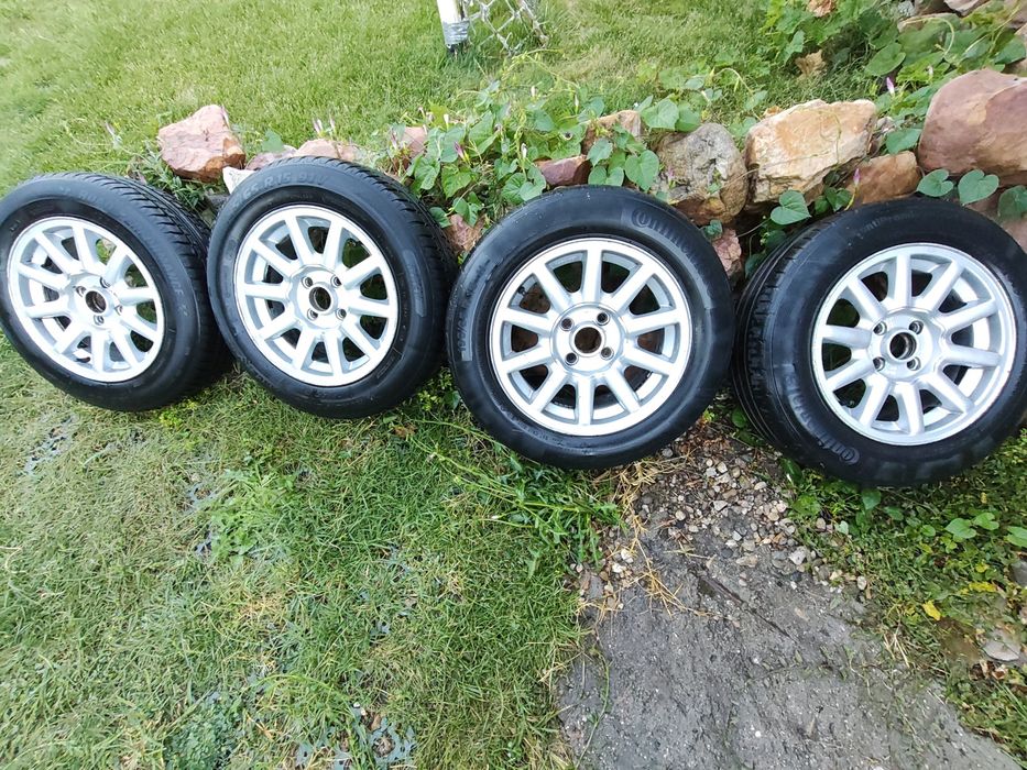 Комплект 4 алуминиеви джанти 15" с летни гуми 195/65 R15