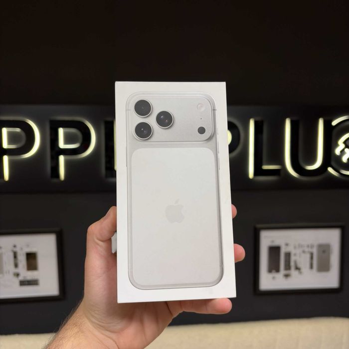 iPhone 17 Pro Max 256Gb Silver Nou/Sigilat + 24 Luni Garanție/ Apple Plug