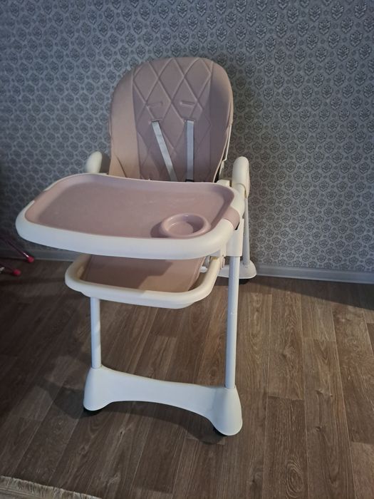Продам новый детский стул для кормления
