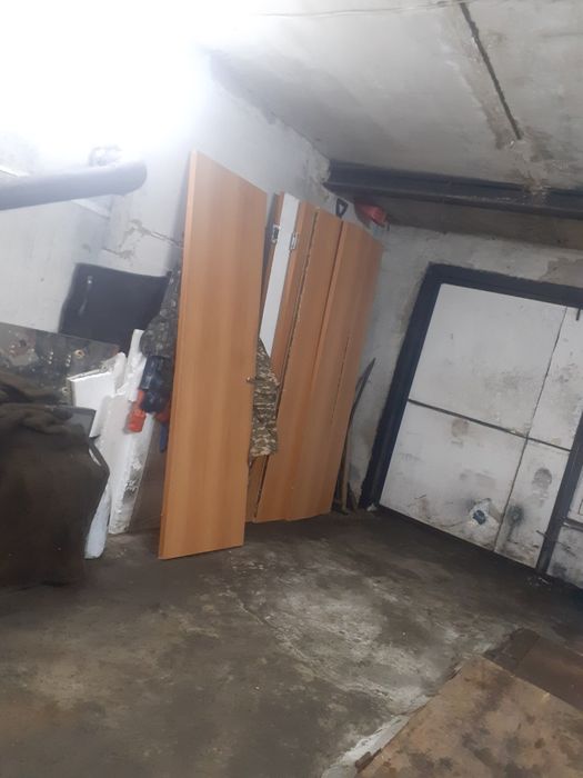 Продам двери межкомнатные на 90