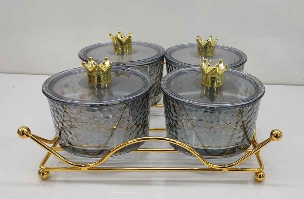 Конфетница на подставке