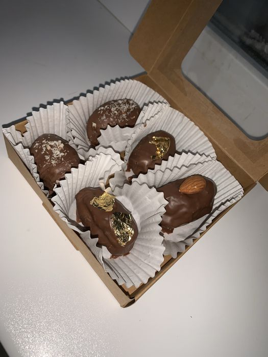 Финики в шоколаде